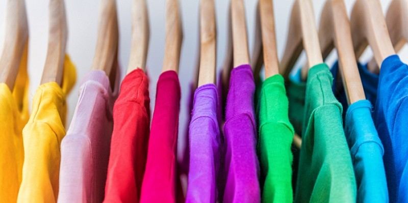 Lavoro di Magliette e abbigliamento personalizzato a realizzato da VAM Deco in Ticino (foto 12)