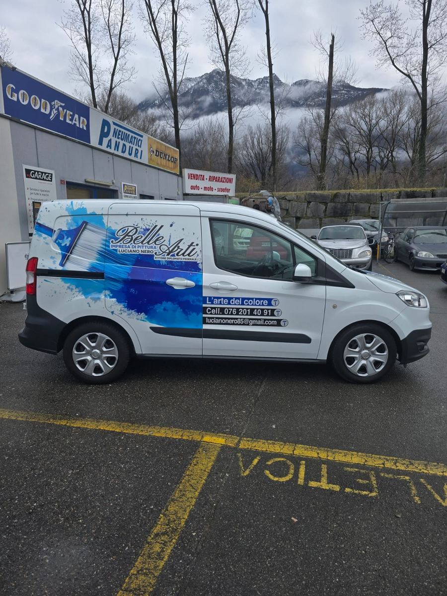 Decorazione furgone aziendale: il caso reale (foto 4)