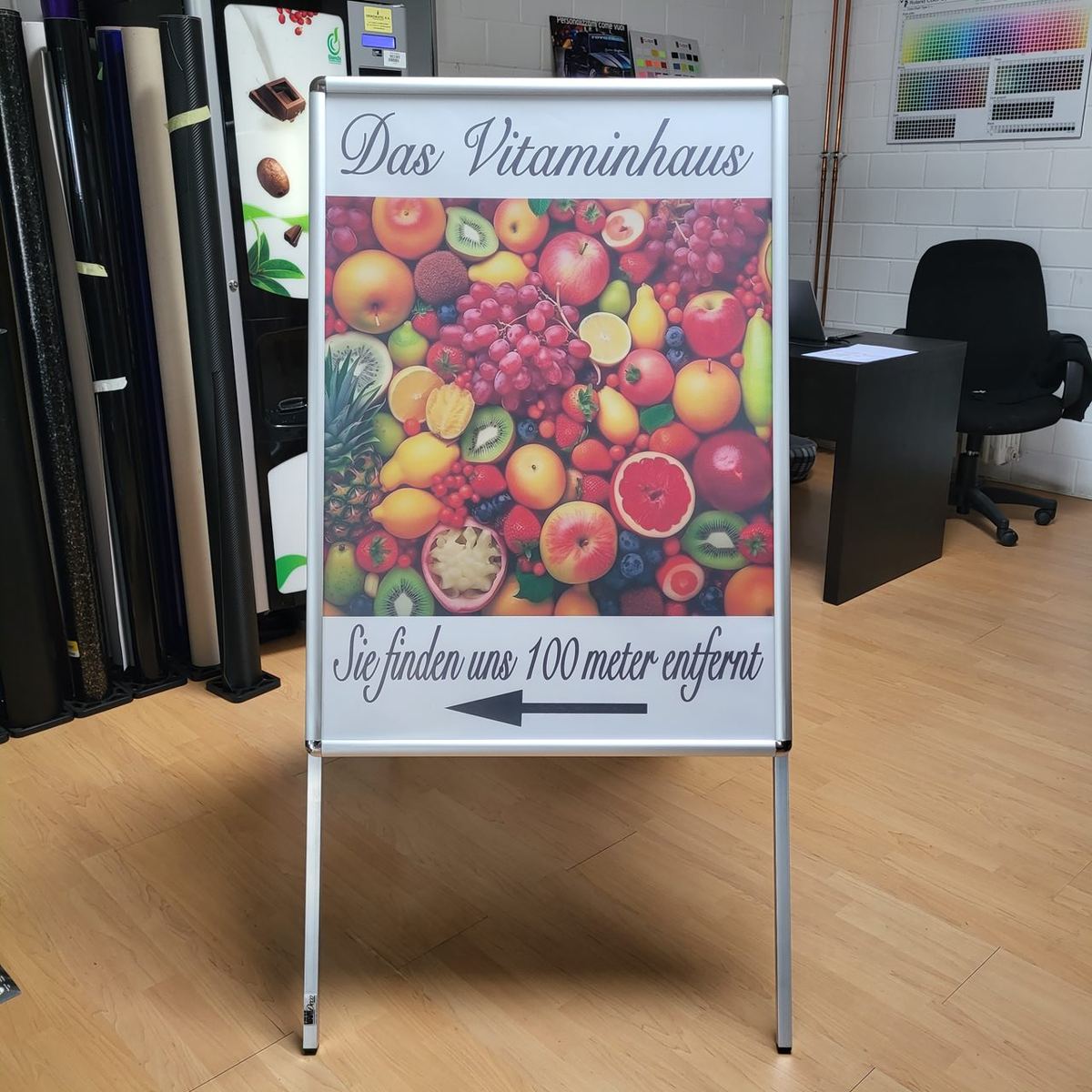 Lavoro di Insegne e cartellonistica pubblicitaria in Ticino realizzato da VAM Deco in Ticino (foto 1)