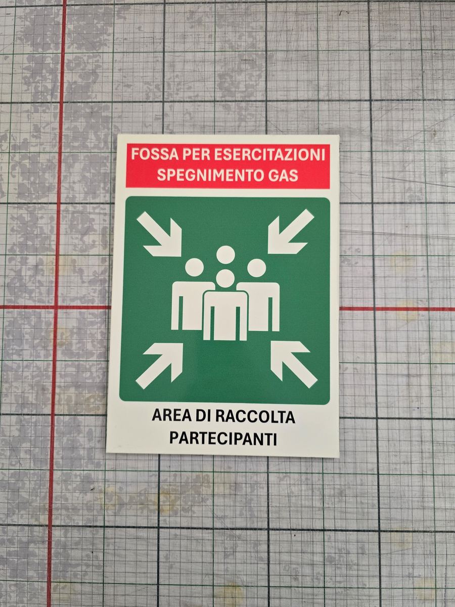 Lavoro di Insegne e cartellonistica pubblicitaria in Ticino realizzato da VAM Deco in Ticino (foto 7)